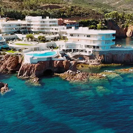 Apartamento Fleur De Sel 55m2, Terrasse, Jardin, Pieds Dans L'eau, 4 Pers *