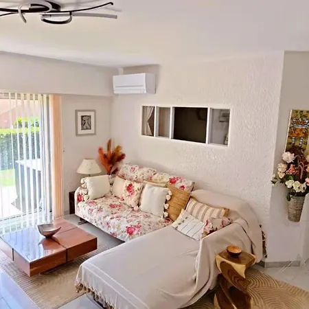 Cap Neree, Fleur De Sel 55m2, 2 Chambres, Terrasse, Jardin, Pieds Dans L'eau, 4 Pers * Saint-Raphaël