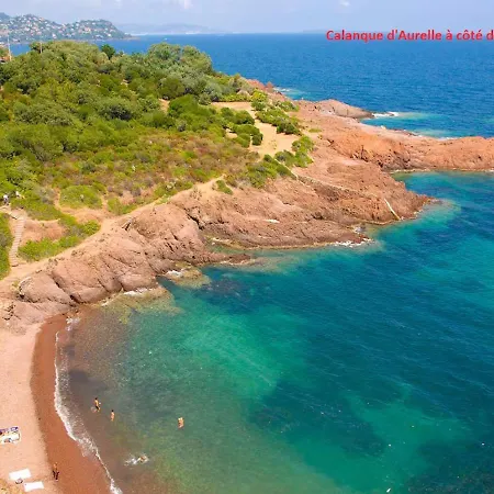 Cap Neree, Fleur De Sel 55m2, 2 Chambres, Terrasse, Jardin, Pieds Dans L'eau, 4 Pers Lejlighed Saint-Raphaël