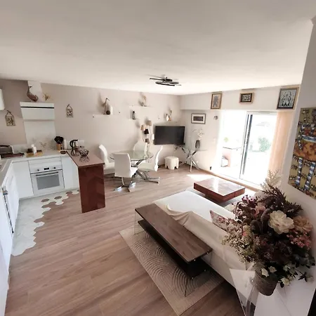 Cap Neree, Fleur De Sel 55m2, 2 Chambres, Terrasse, Jardin, Pieds Dans L'eau, 4 Pers * Saint-Raphaël