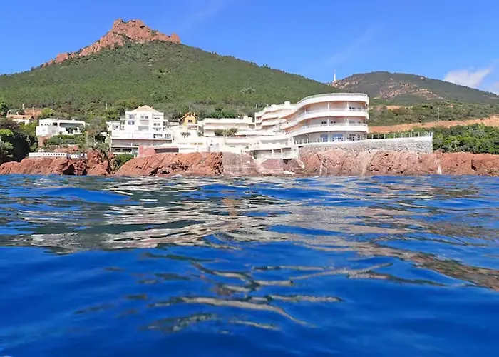 Fleur De Sel 55m2, Terrasse, Jardin, Pieds Dans L'eau, 4 Pers Apartment Saint-Raphael (Var)