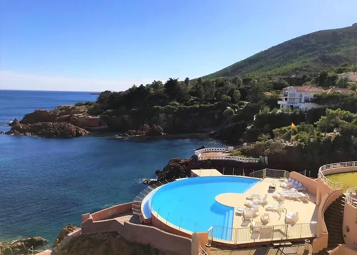 Fleur De Sel 55m2, Terrasse, Jardin, Pieds Dans L'eau, 4 Pers Saint-Raphael (Var)