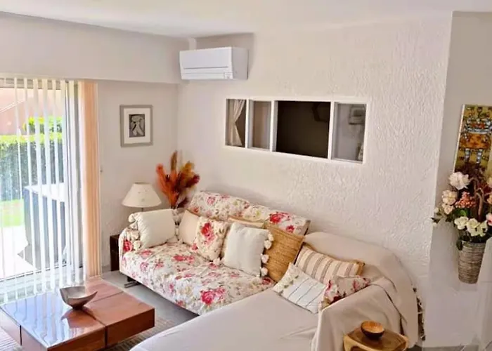 Fleur De Sel 55m2, Terrasse, Jardin, Pieds Dans L'eau, 4 Pers * Saint-Raphael (Var)